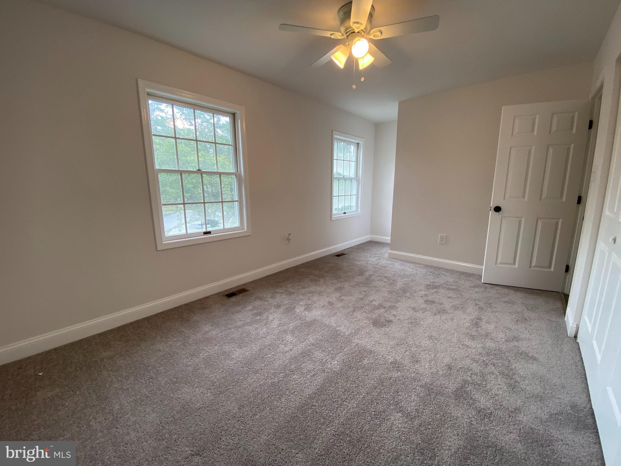 HAMPSHIRE - Residential