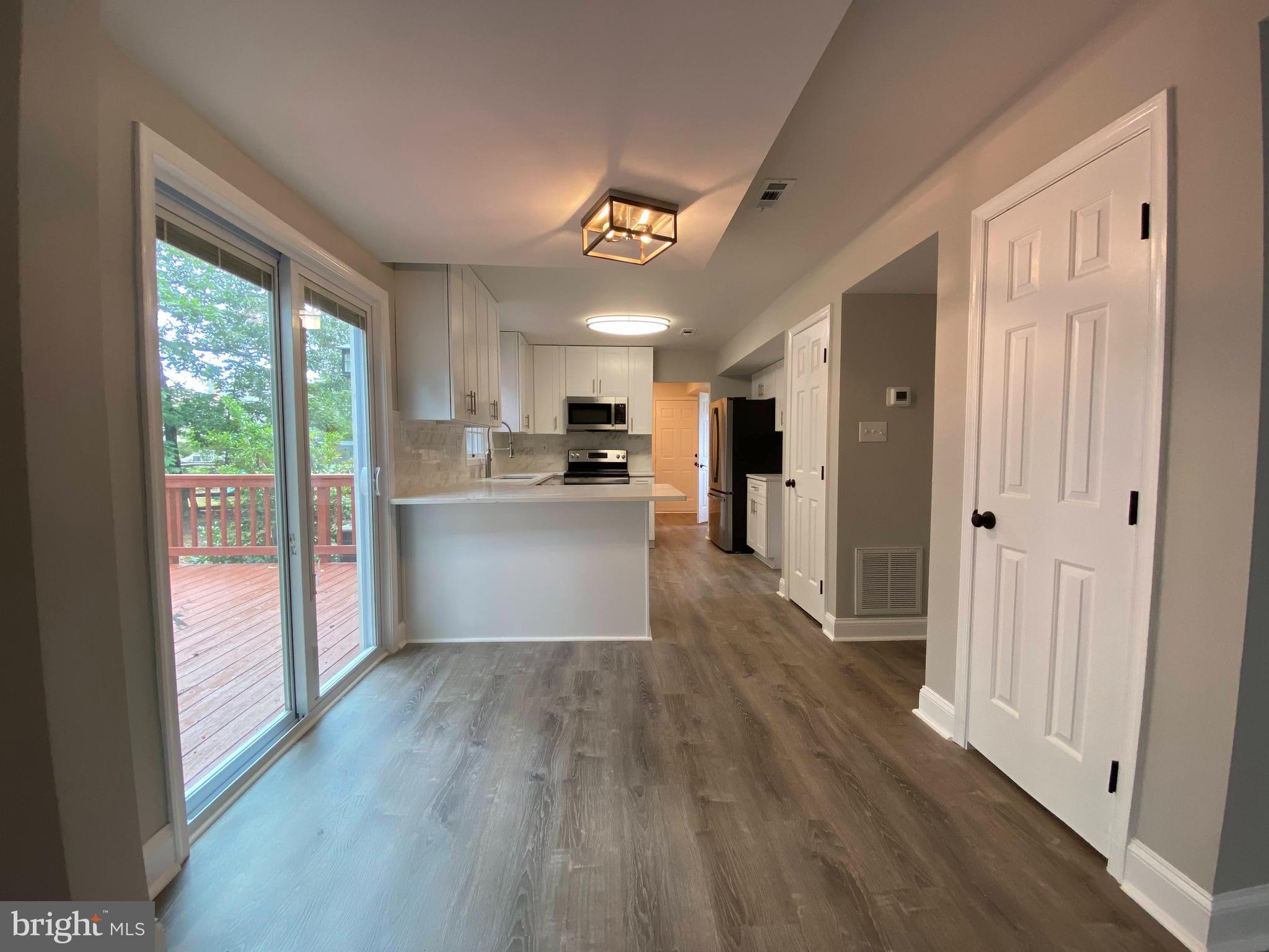 HAMPSHIRE - Residential