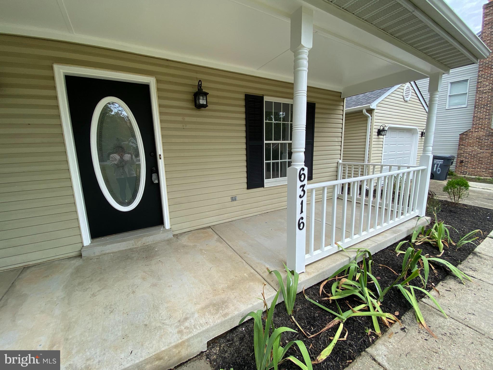 HAMPSHIRE - Residential