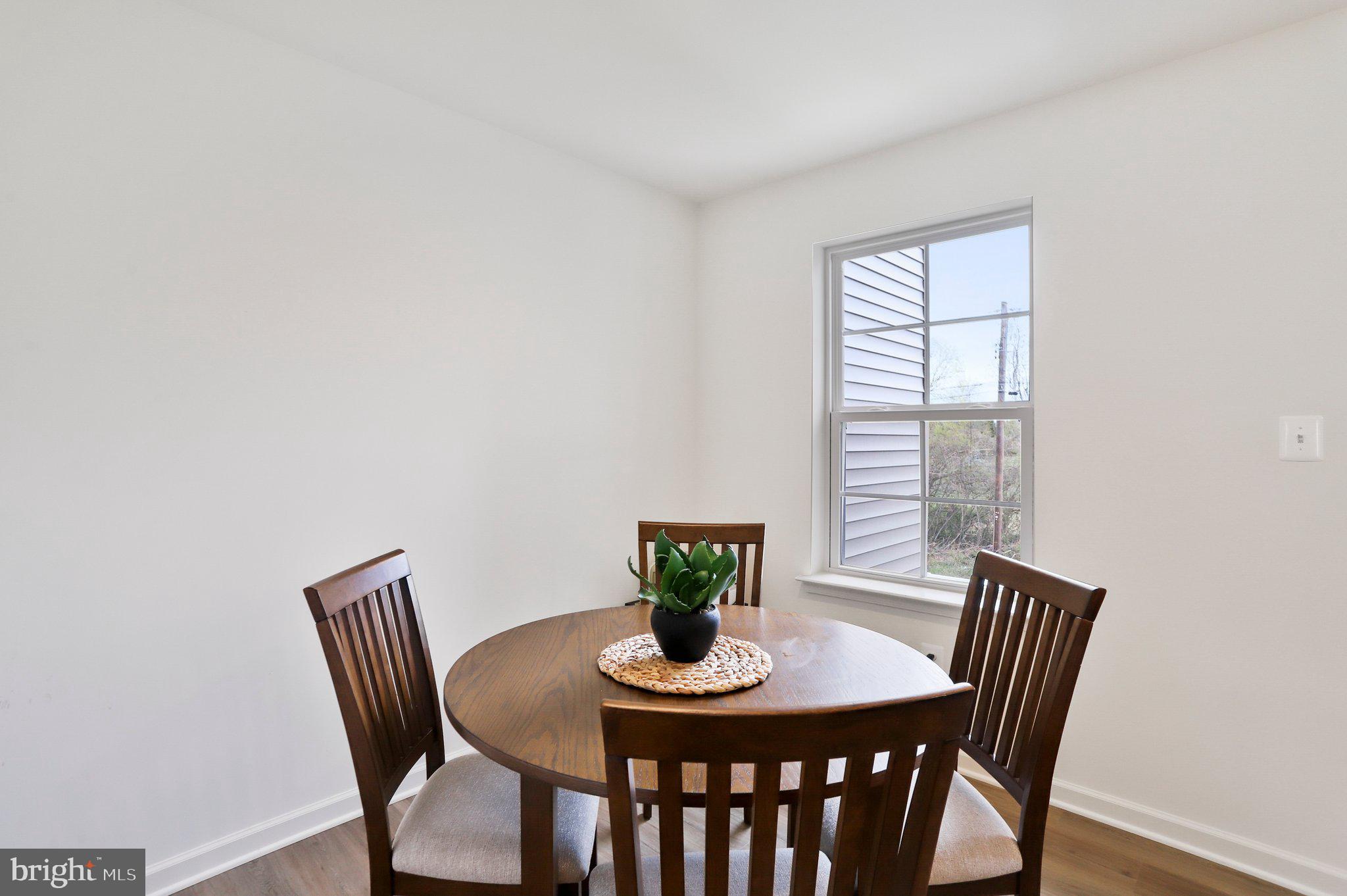 TOWNES AT TATE MANOR - Residential