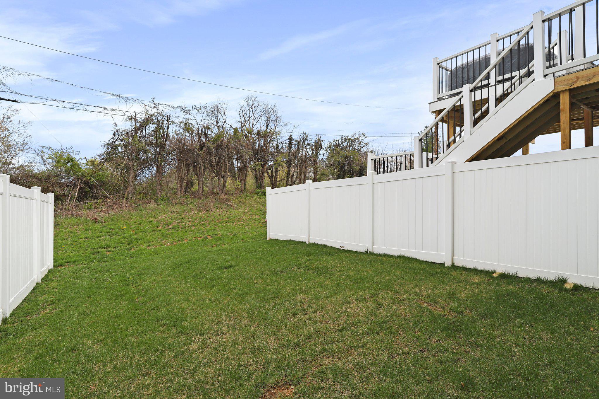 TOWNES AT TATE MANOR - Residential