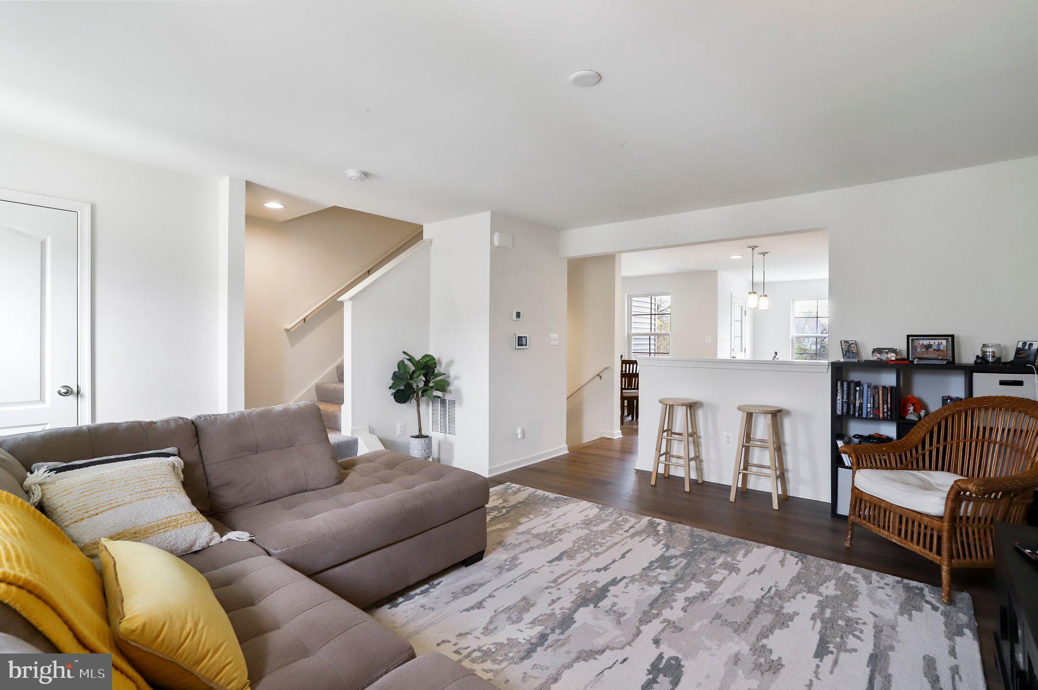 TOWNES AT TATE MANOR - Residential