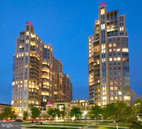 MIDTOWN AT RESTON TOWN CENTER - Residential Lease