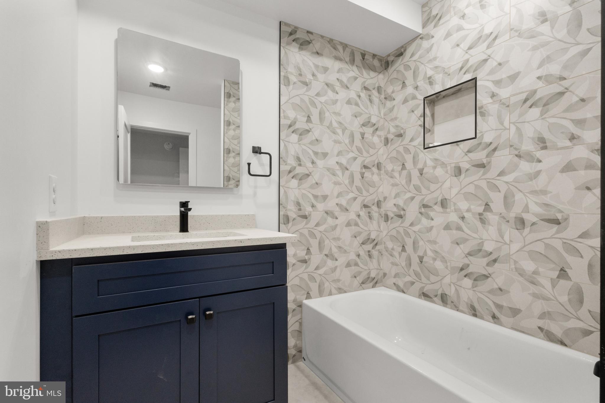 MOUNT CLARE - Residential