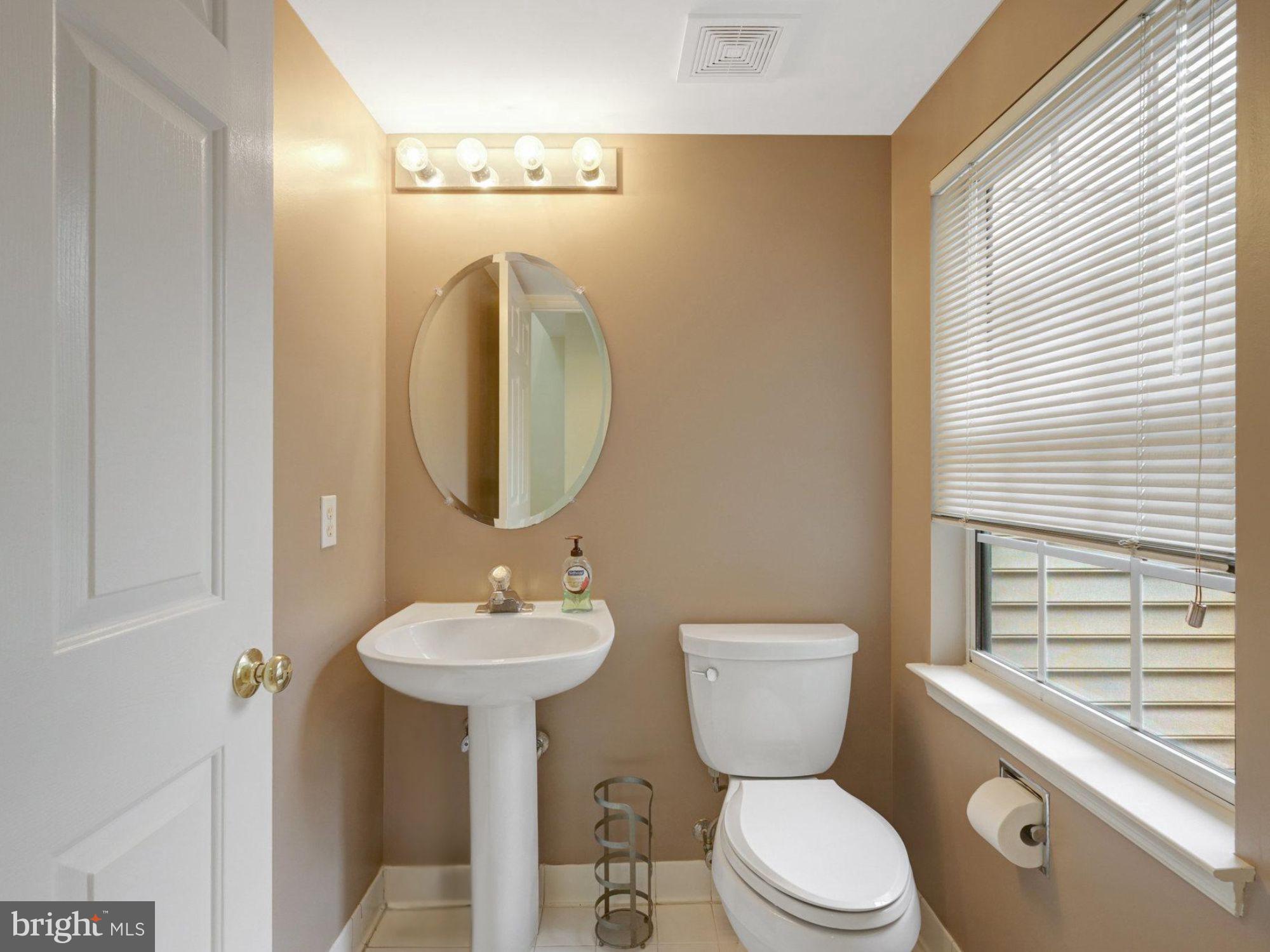 BARRINGTON POINTE CONDOS - Residential