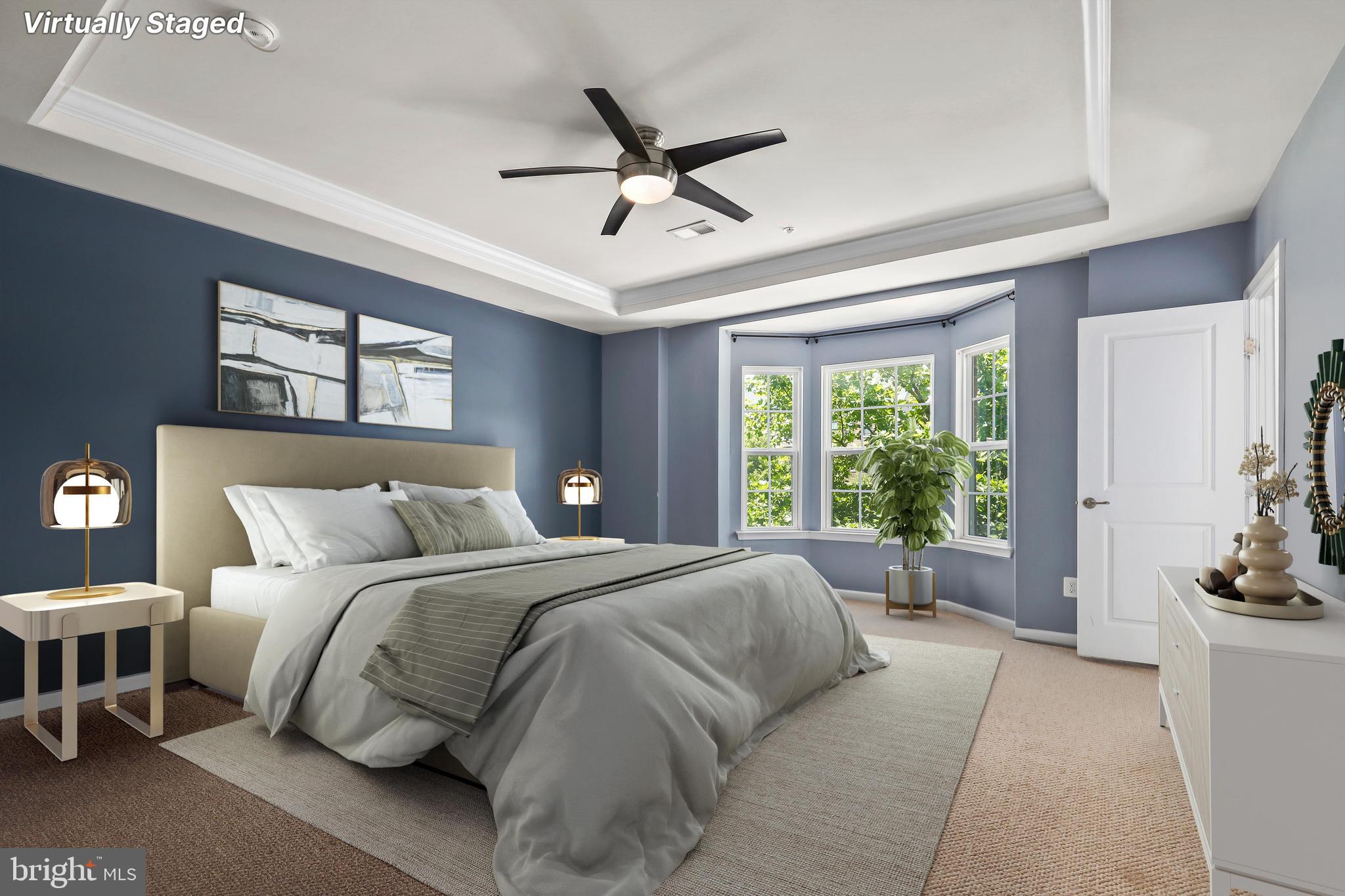 DISCOVERY SQUARE - Residential