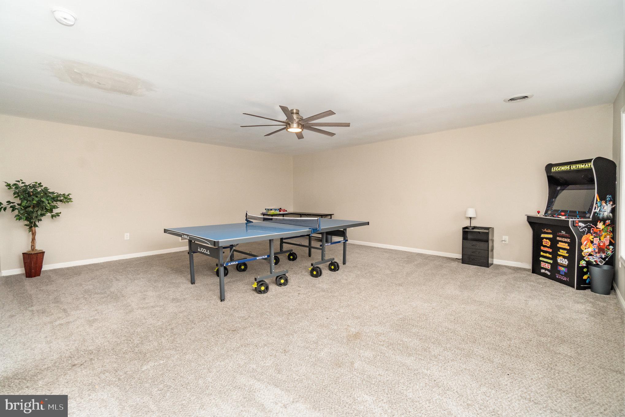 HEDGEROW - Residential