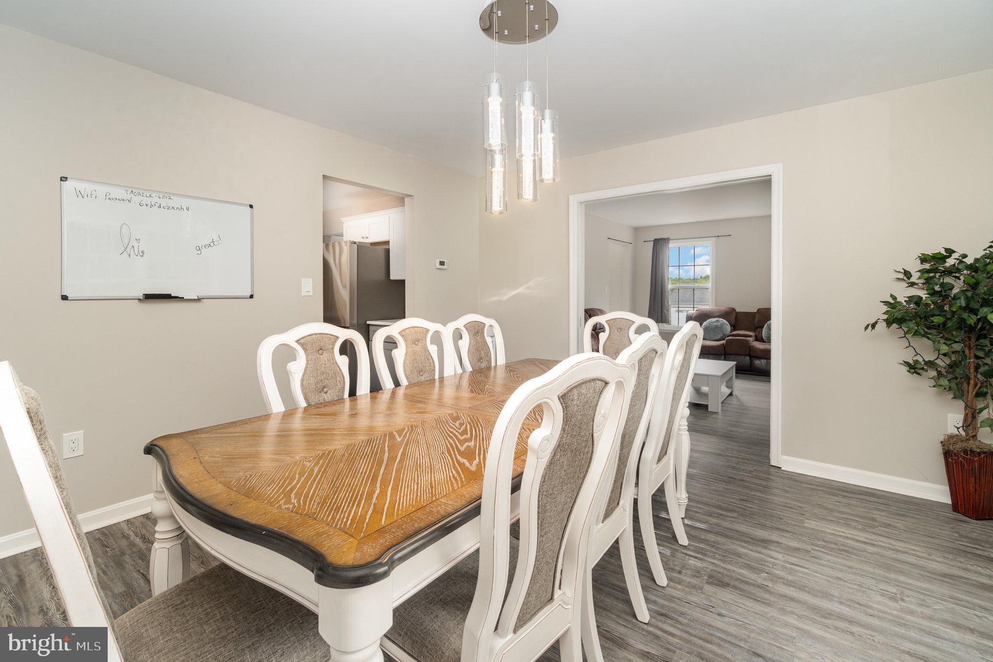 HEDGEROW - Residential