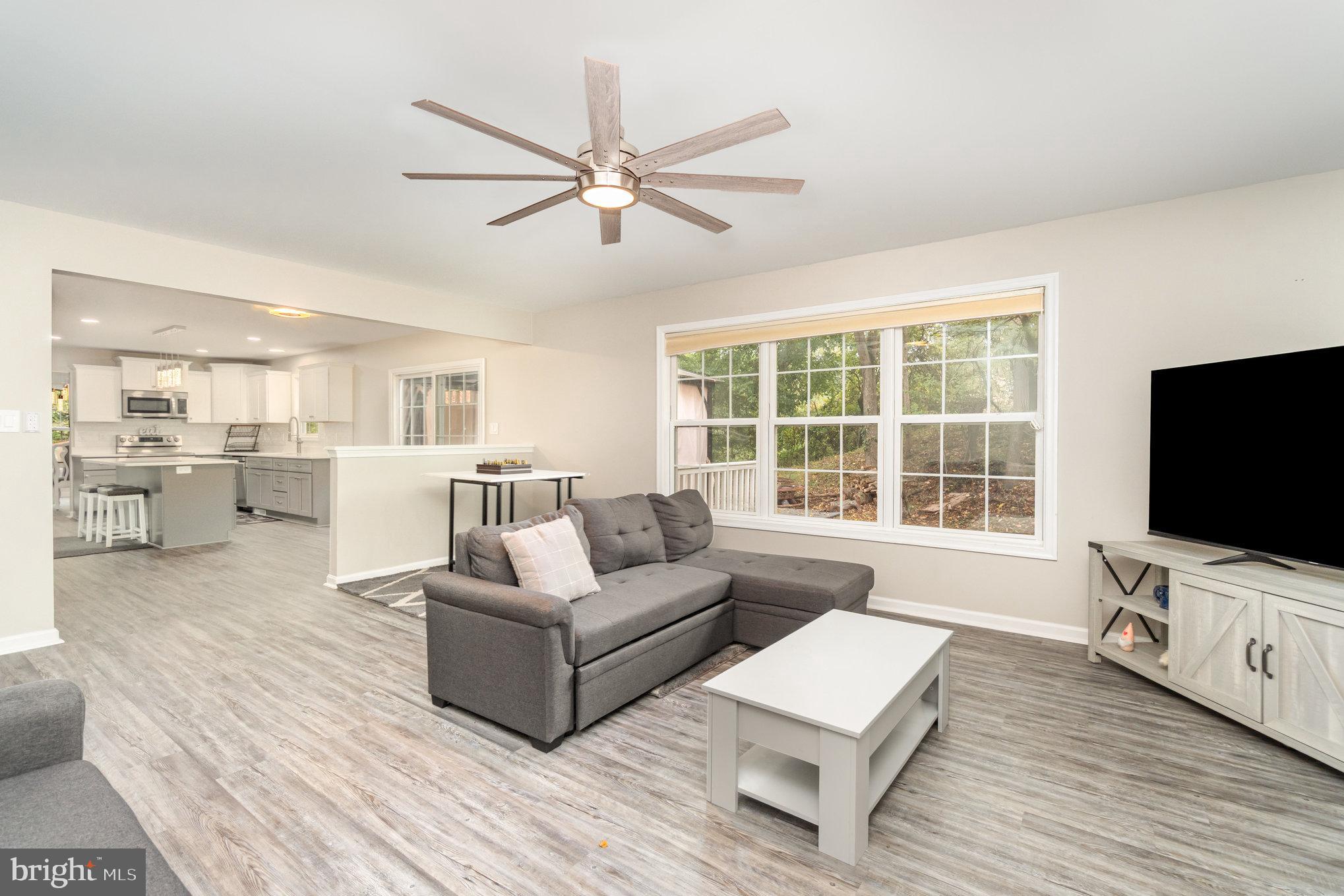 HEDGEROW - Residential