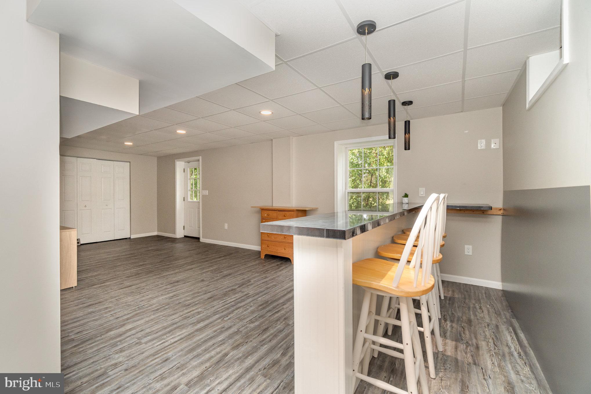 HEDGEROW - Residential