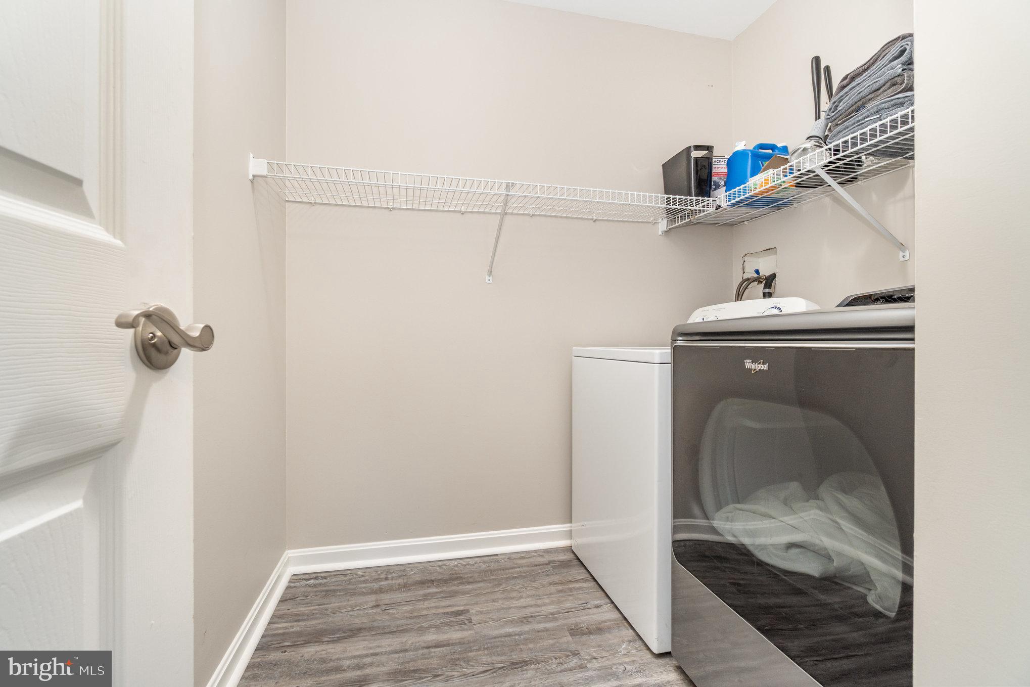 HEDGEROW - Residential