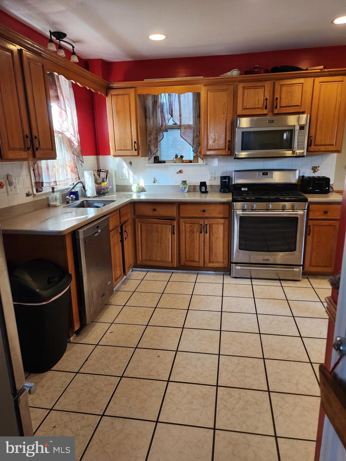 JOHN M KING - Residential