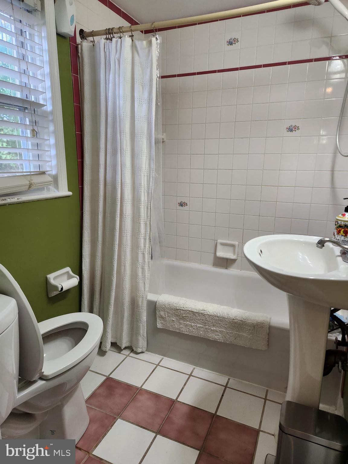 JOHN M KING - Residential