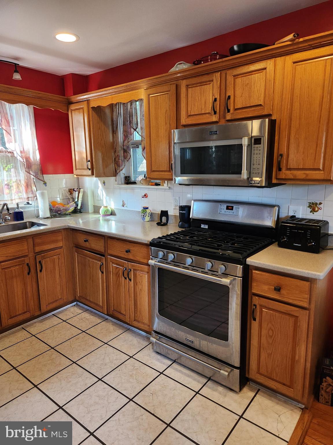 JOHN M KING - Residential