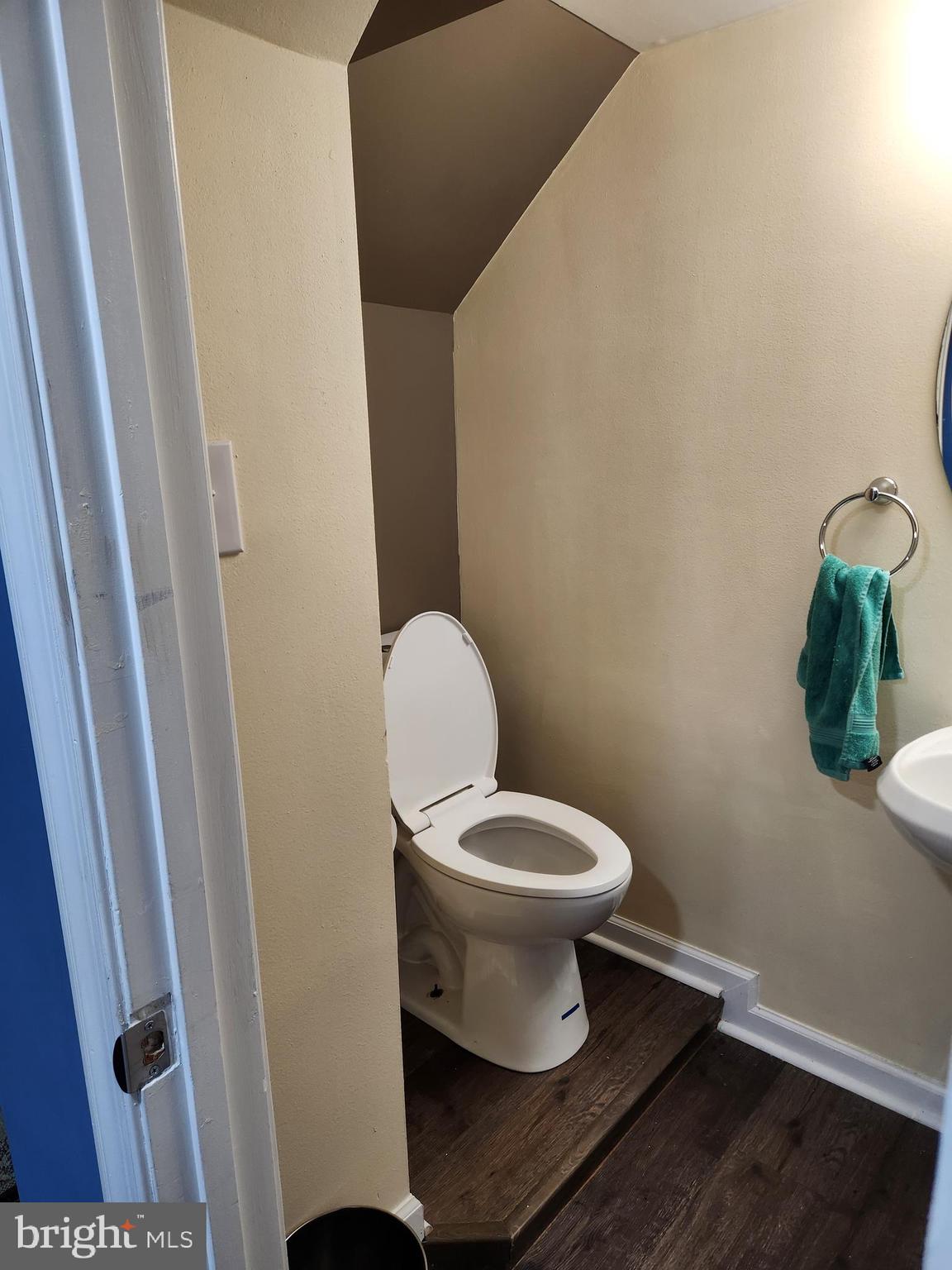 JOHN M KING - Residential