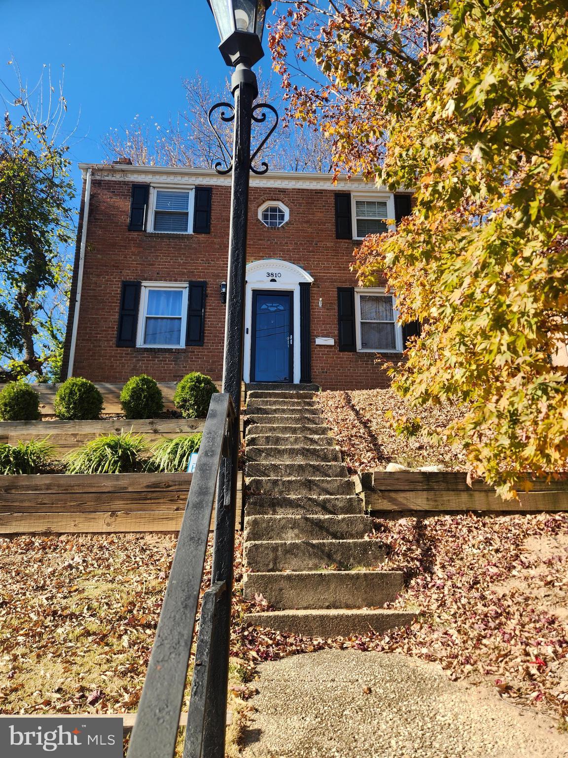 JOHN M KING - Residential