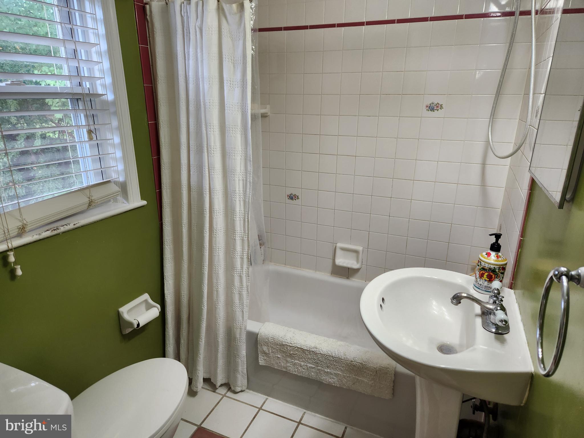 JOHN M KING - Residential