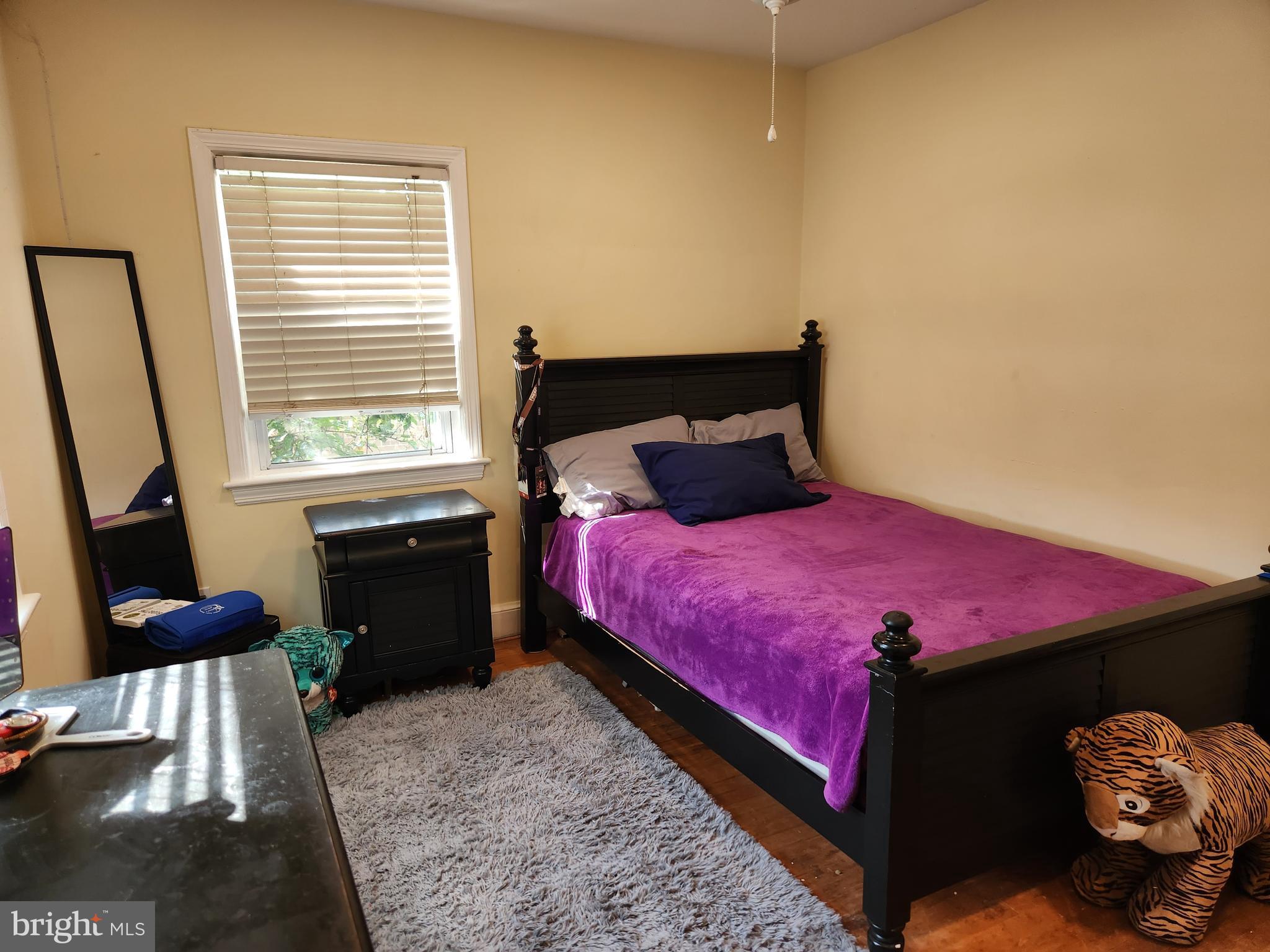 JOHN M KING - Residential