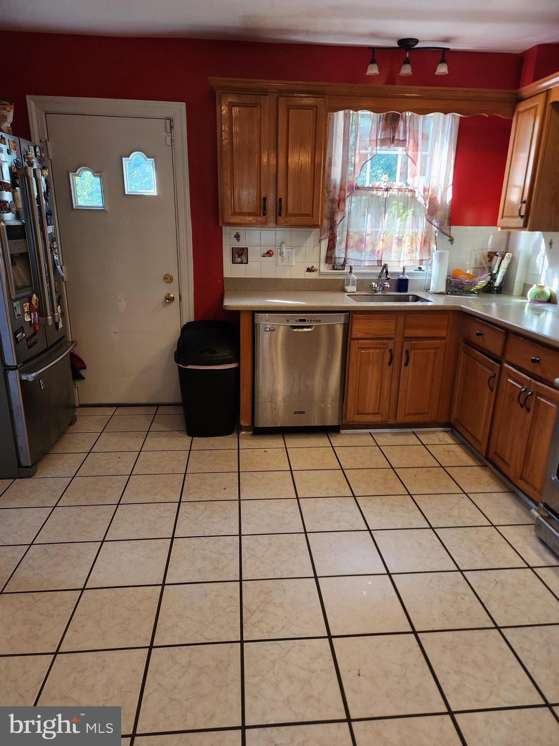 JOHN M KING - Residential