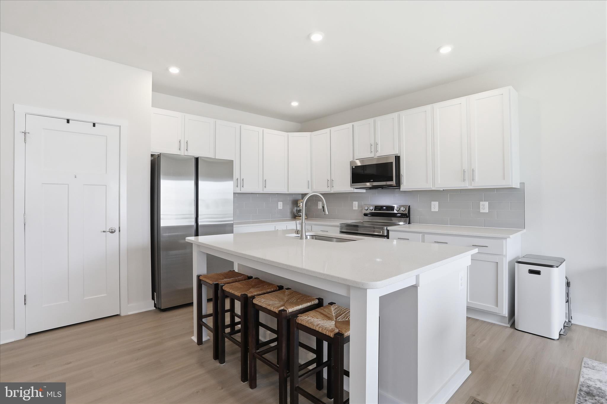 SOUTH BROOK - Residential