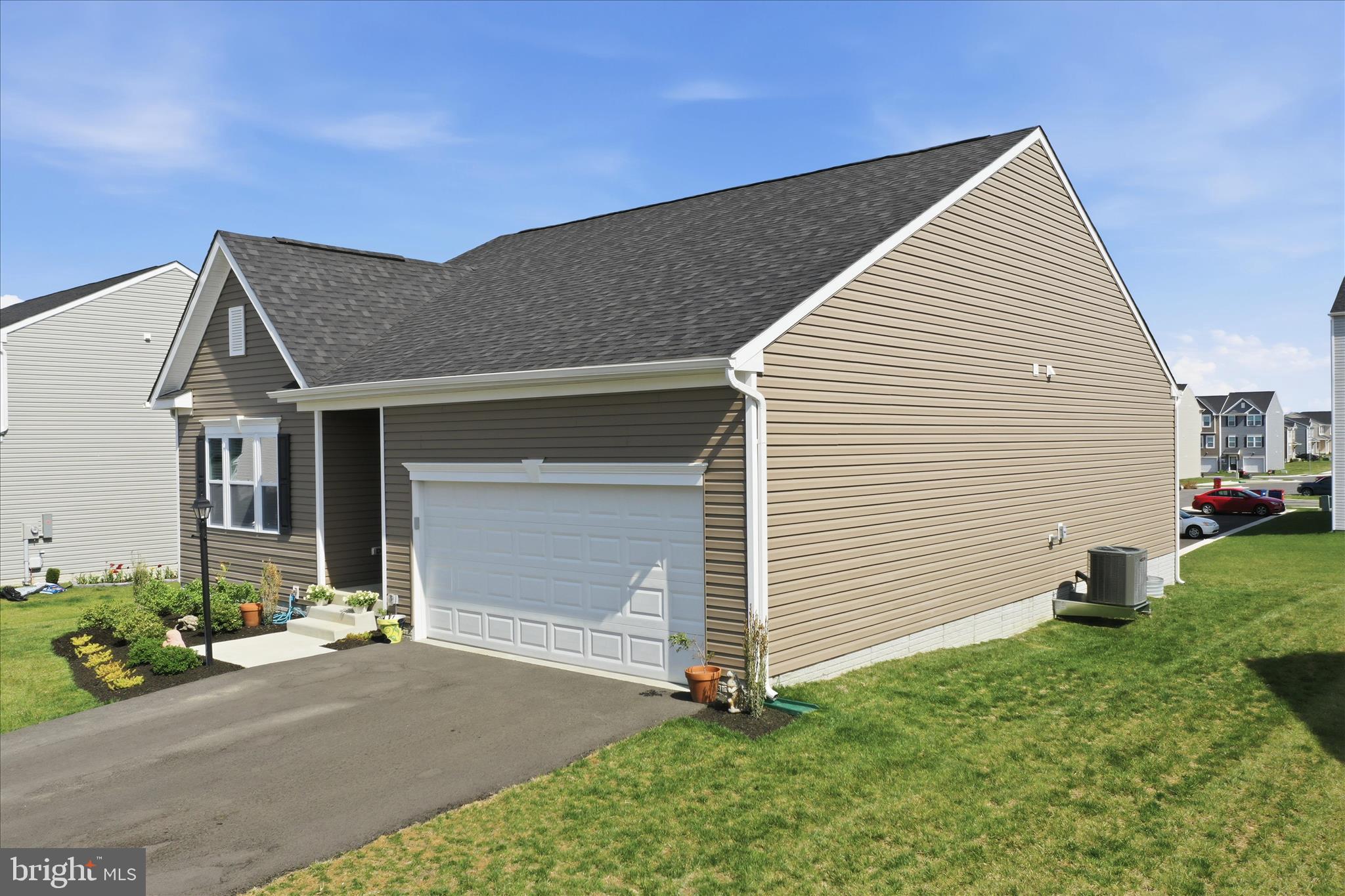 SOUTH BROOK - Residential