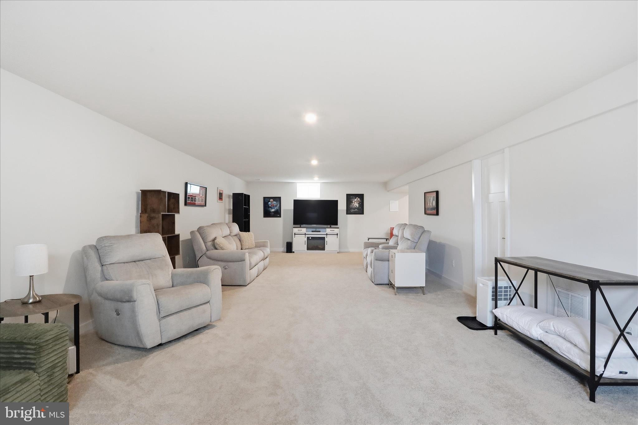 SOUTH BROOK - Residential