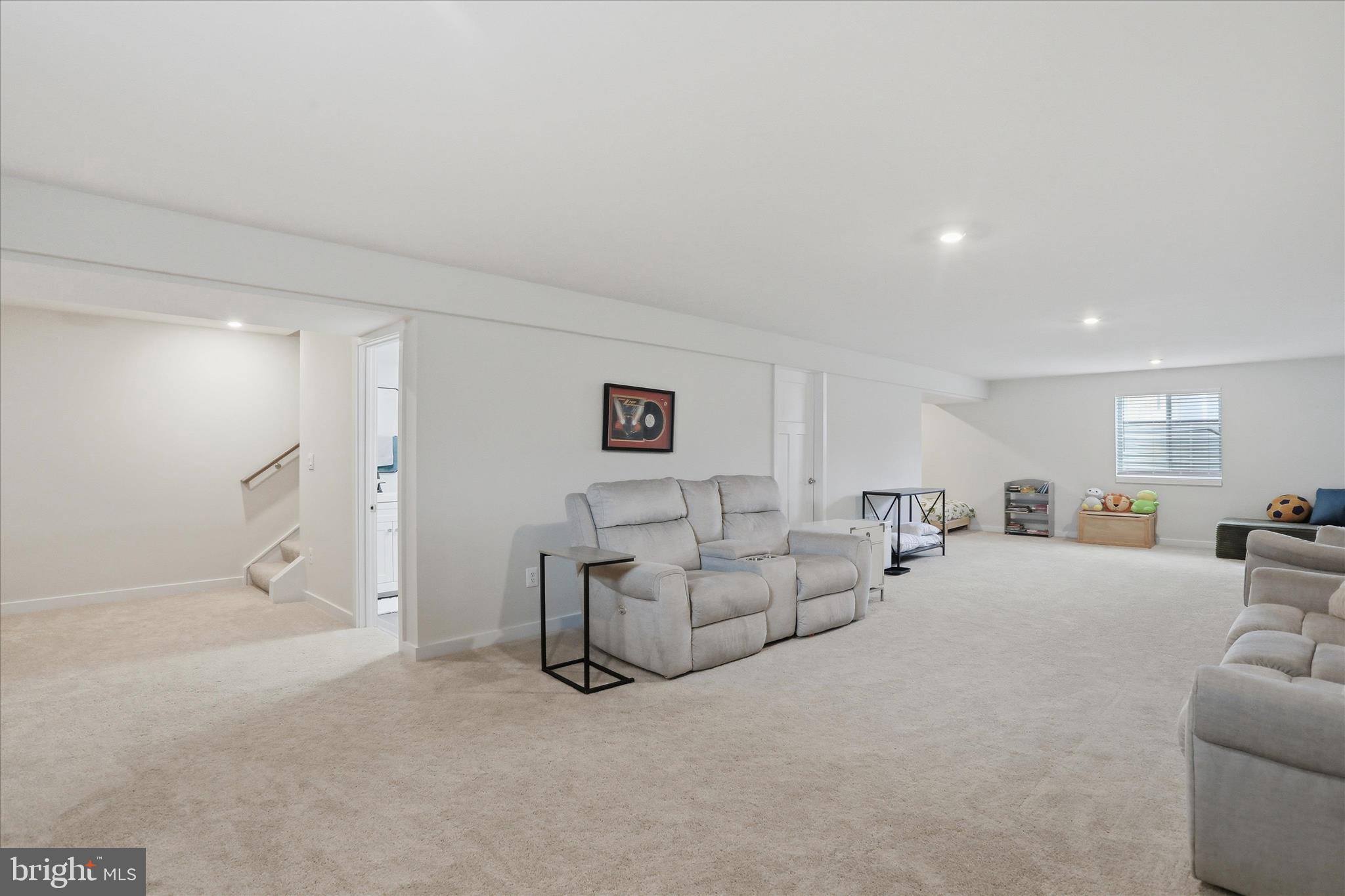 SOUTH BROOK - Residential