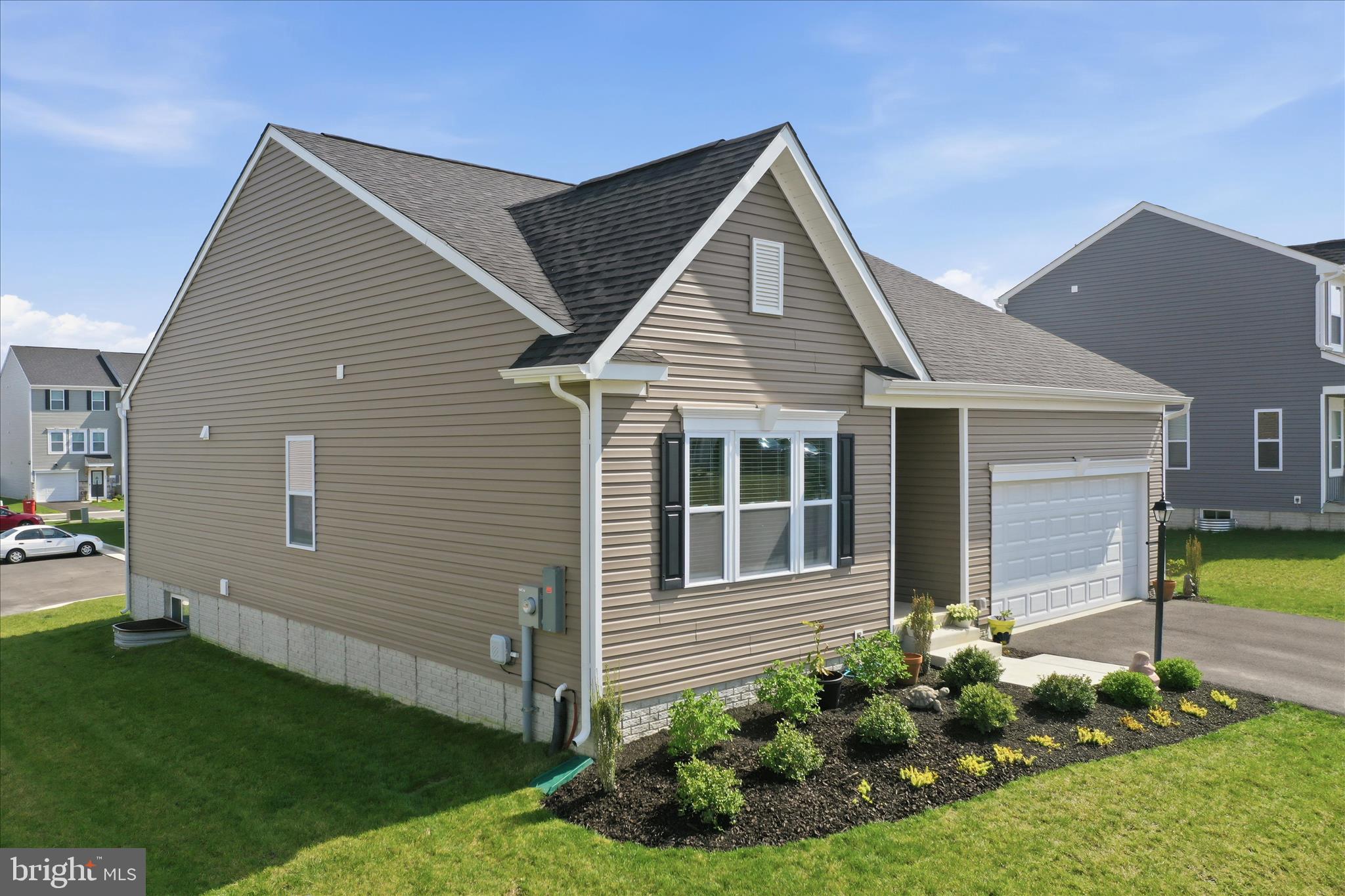 SOUTH BROOK - Residential