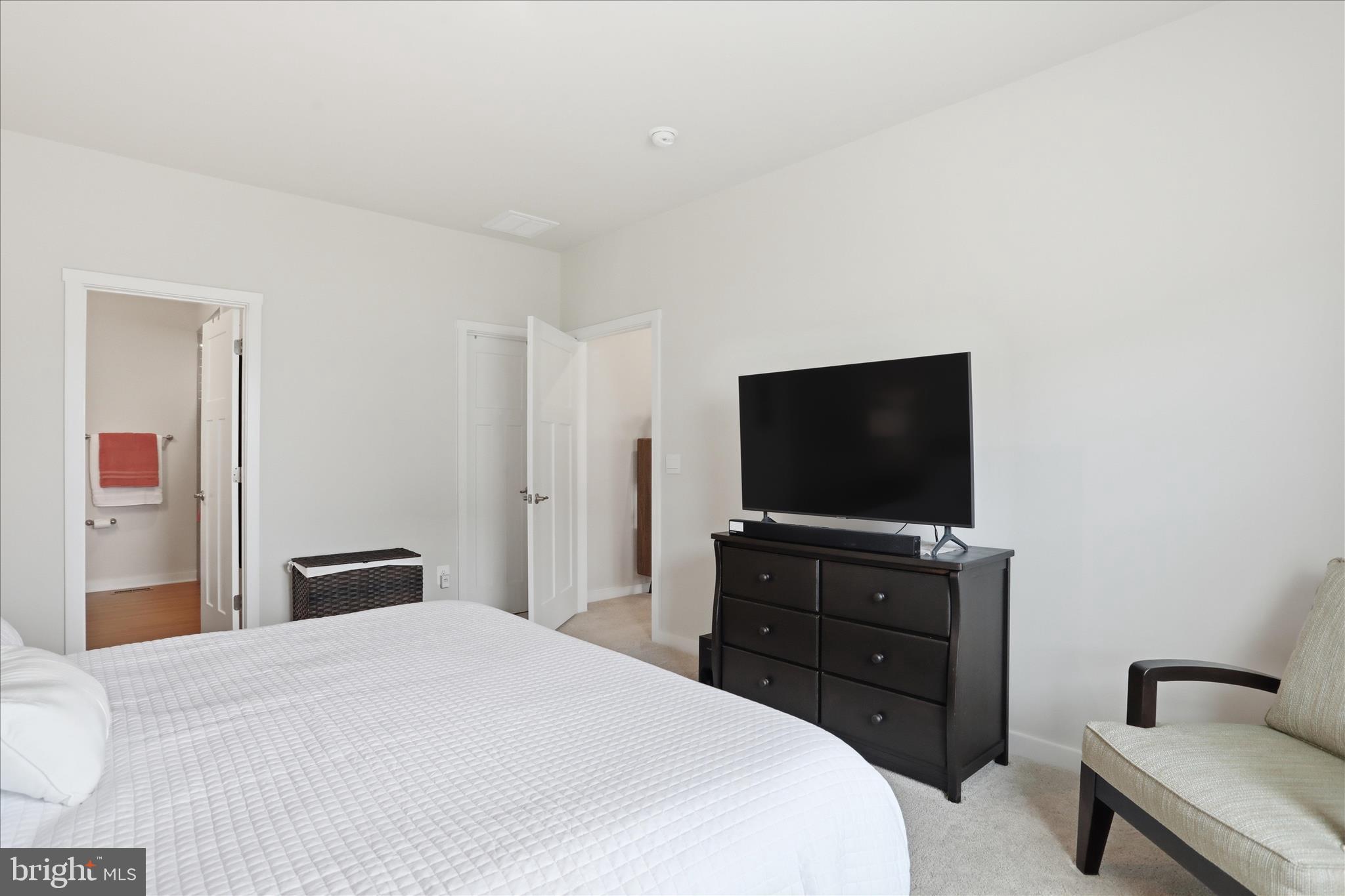 SOUTH BROOK - Residential