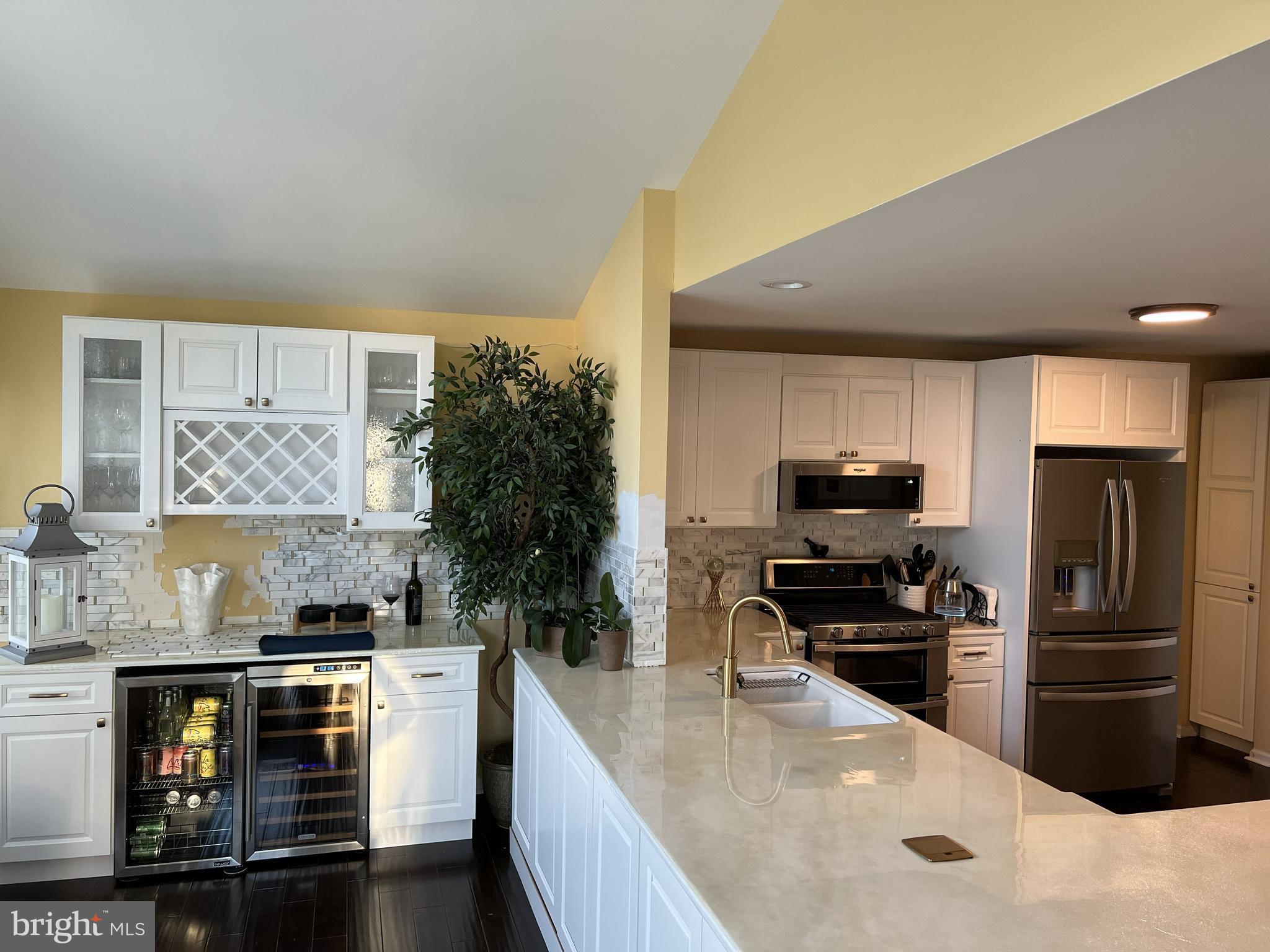 ST JONES COMMONS - Residential