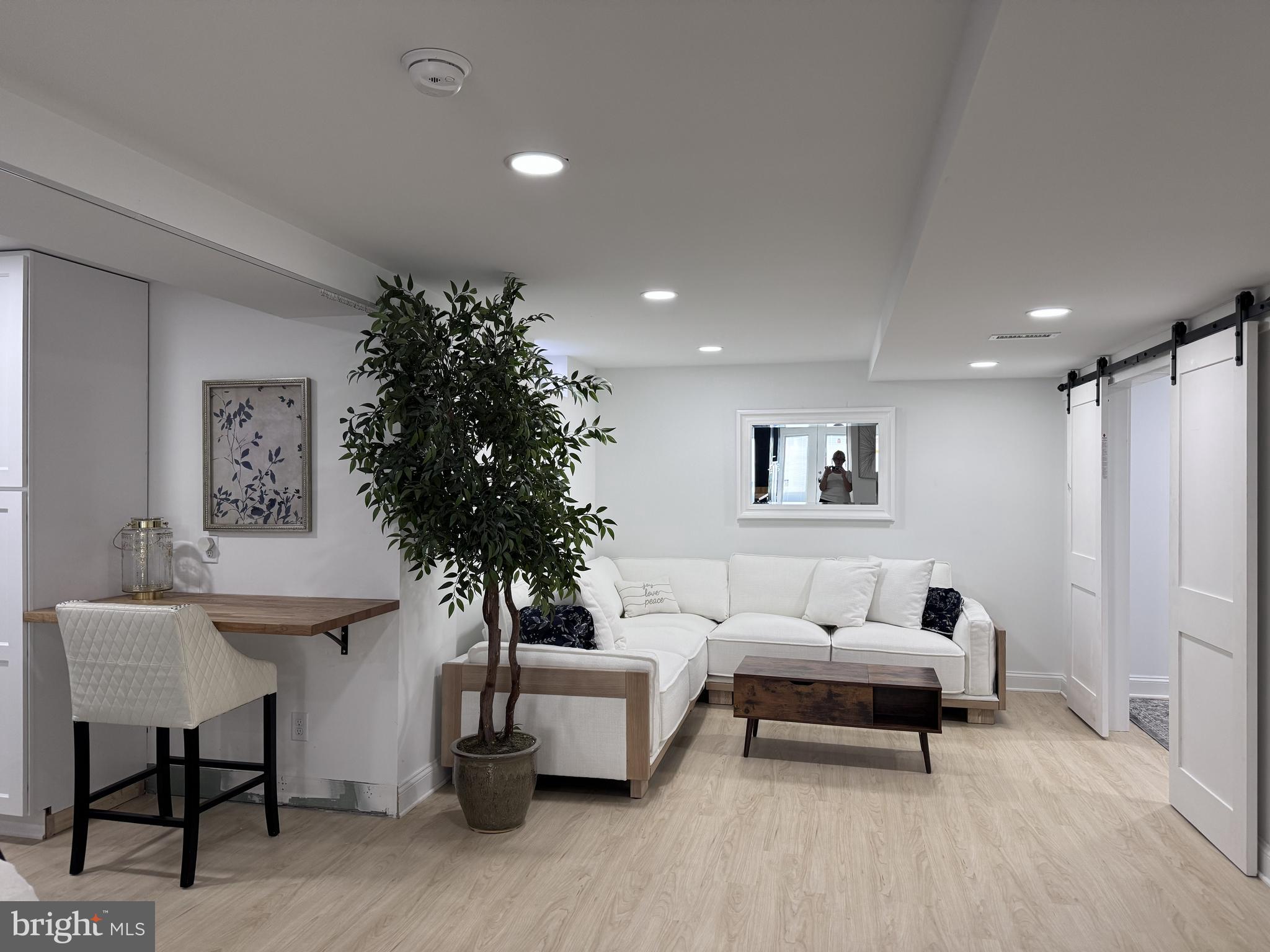 ST JONES COMMONS - Residential