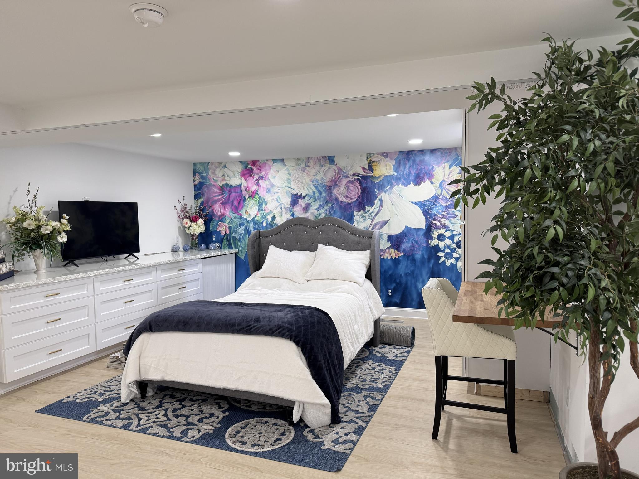 ST JONES COMMONS - Residential