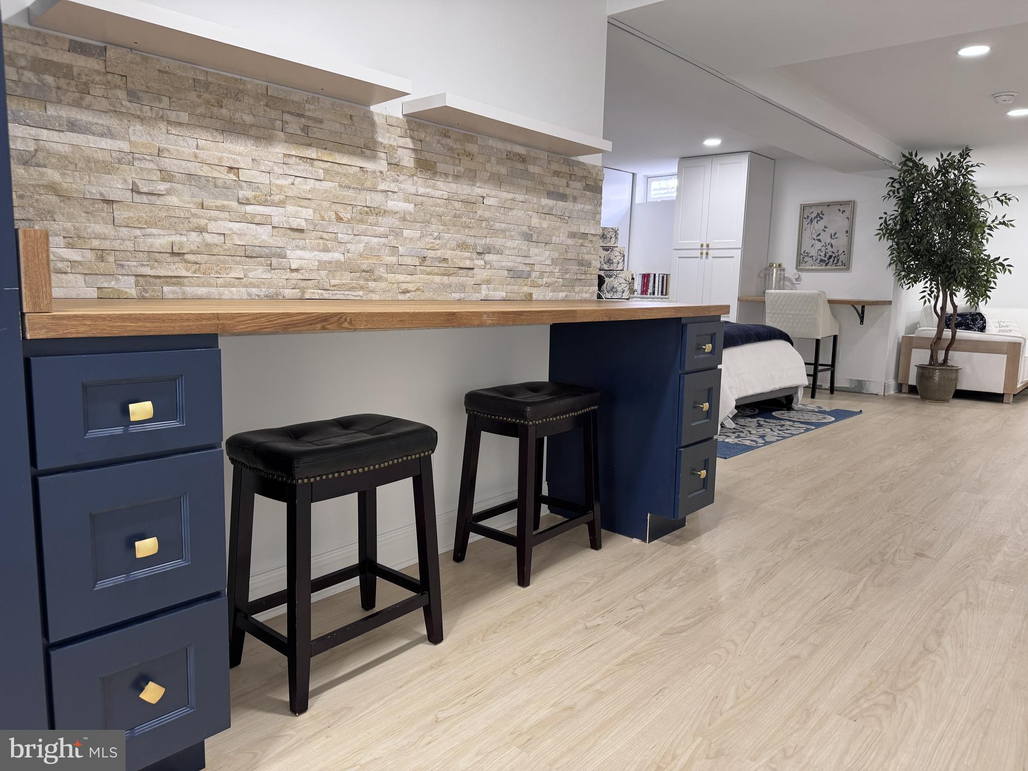 ST JONES COMMONS - Residential