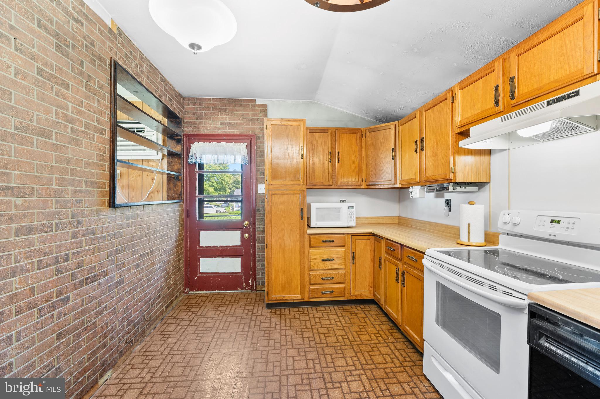 MEADOWVIEW - Residential