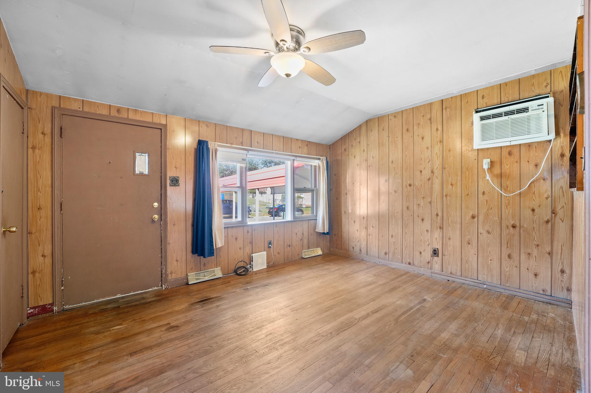 MEADOWVIEW - Residential