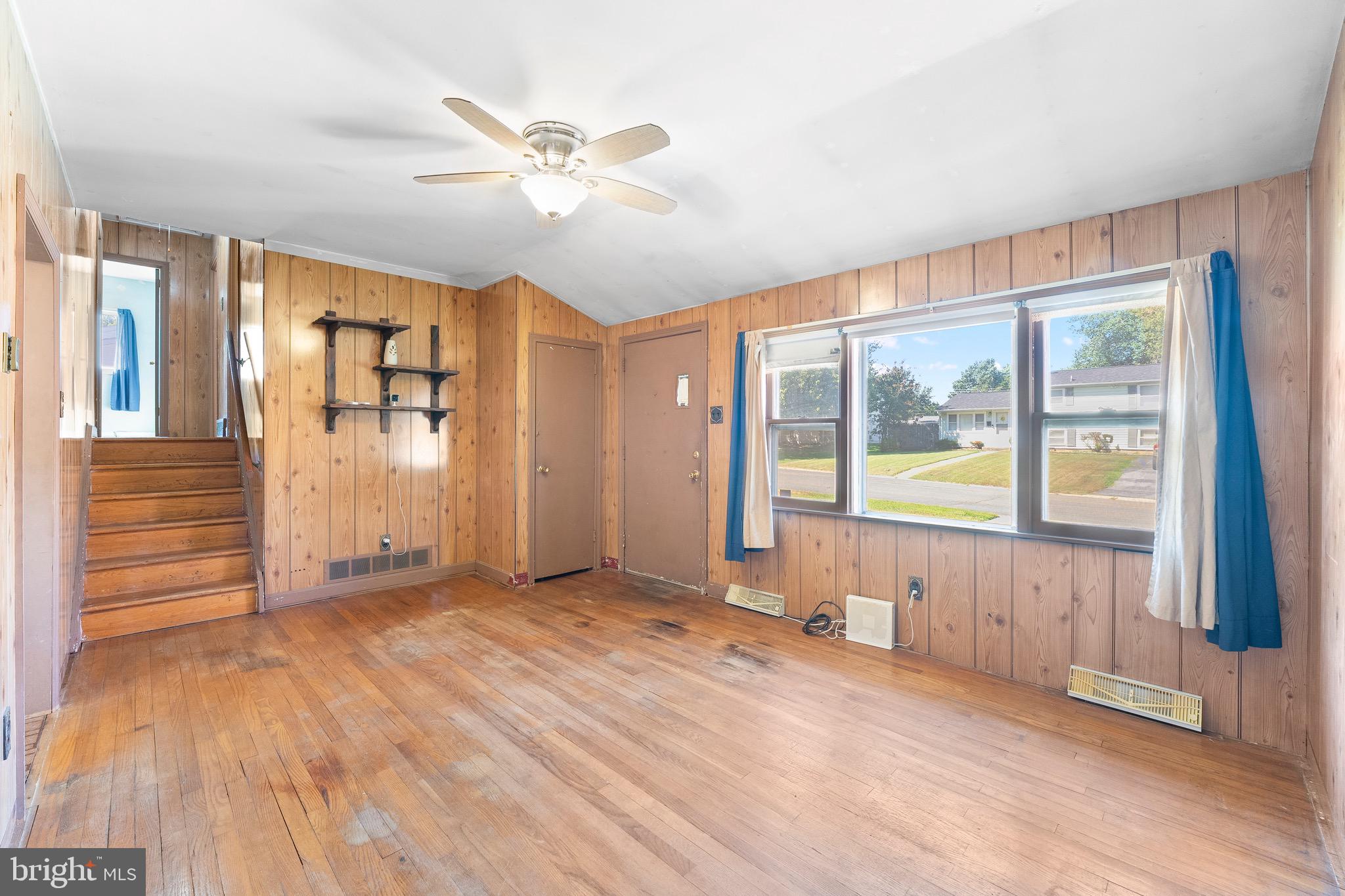 MEADOWVIEW - Residential