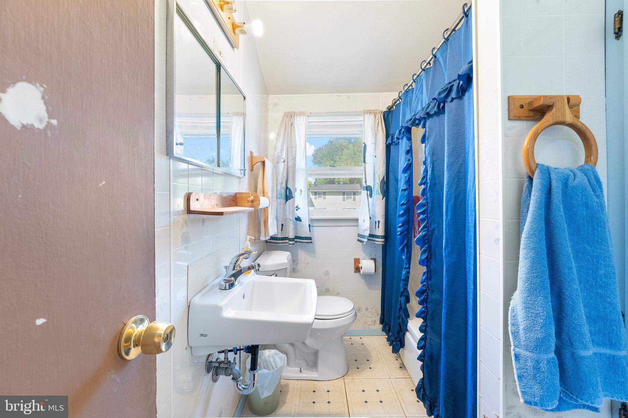 MEADOWVIEW - Residential