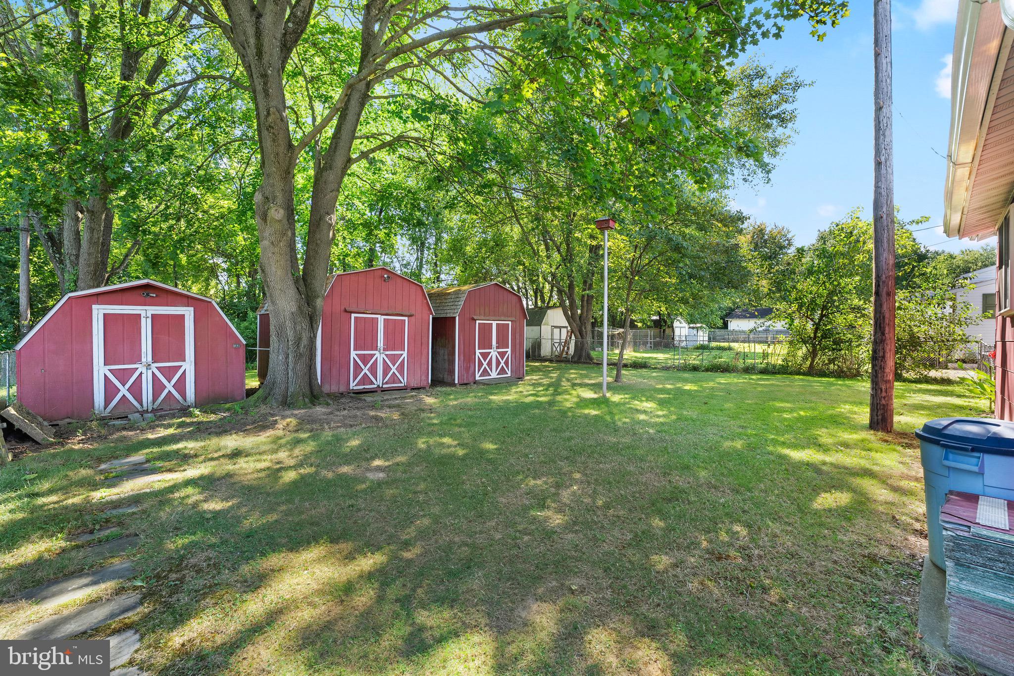 MEADOWVIEW - Residential