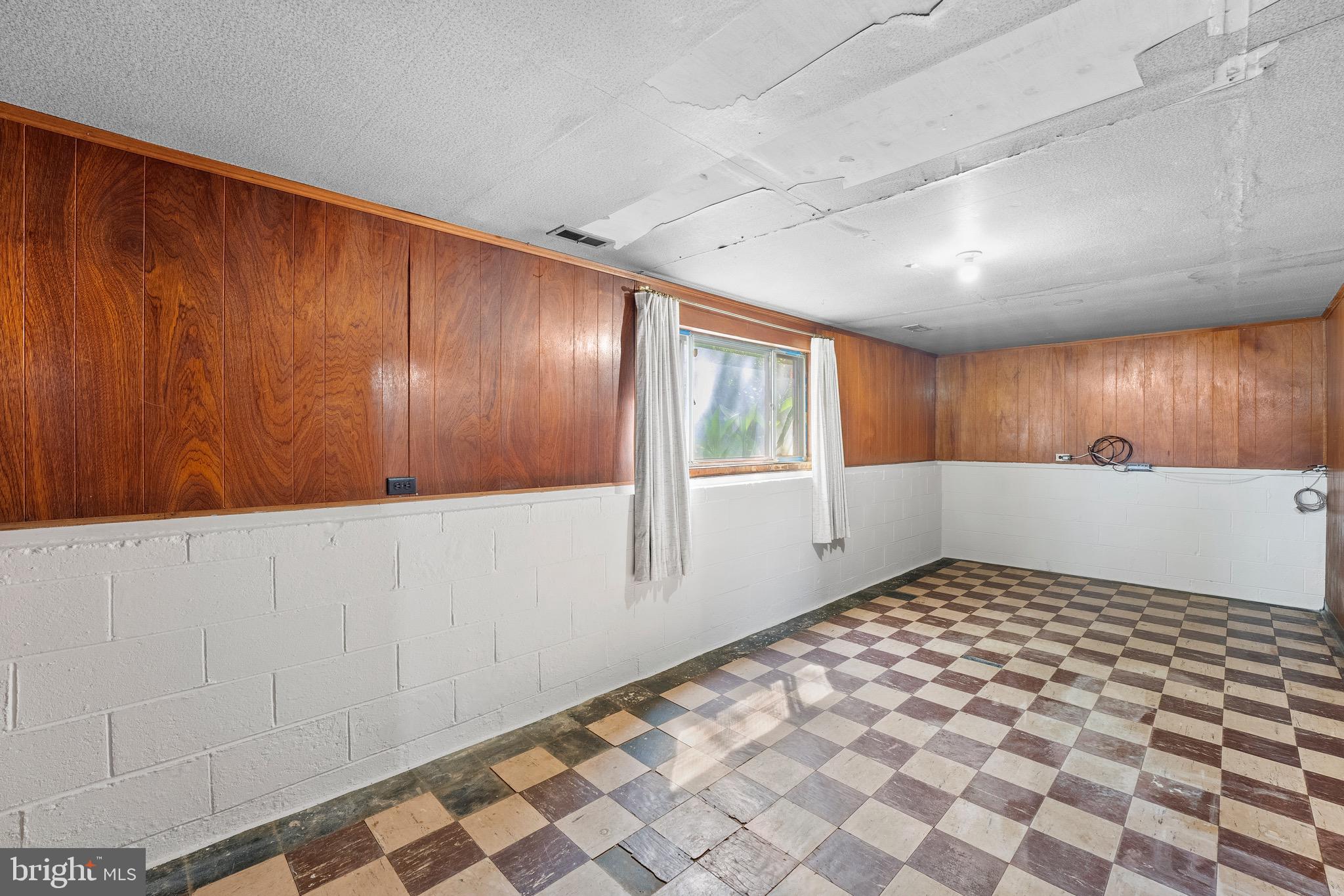 MEADOWVIEW - Residential