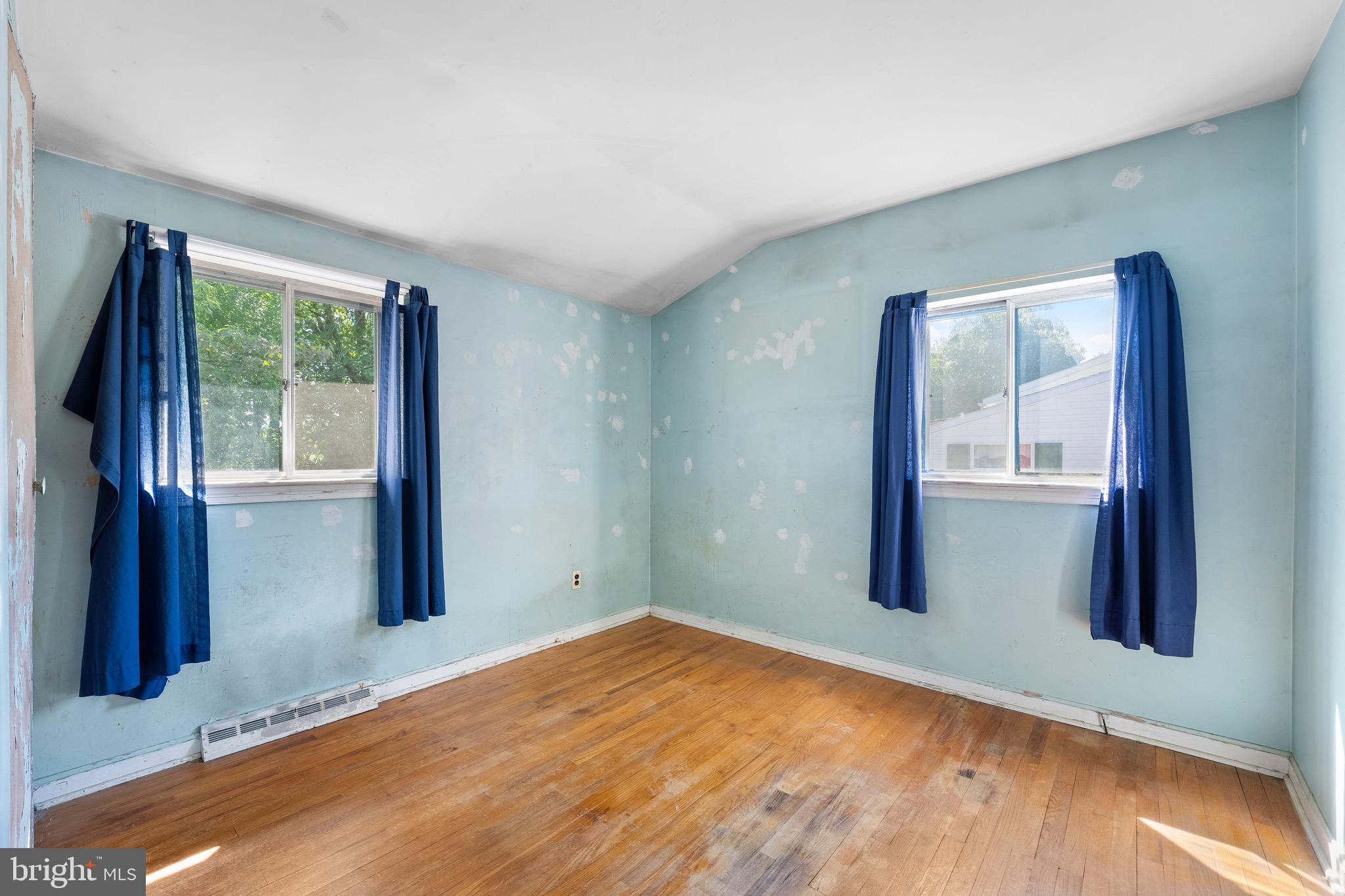 MEADOWVIEW - Residential