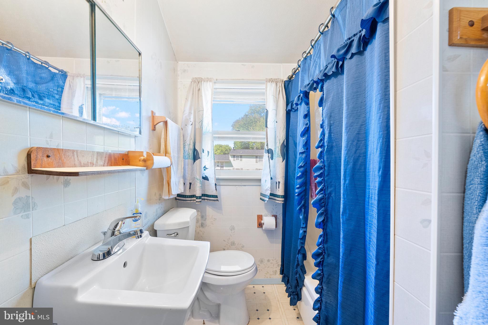 MEADOWVIEW - Residential