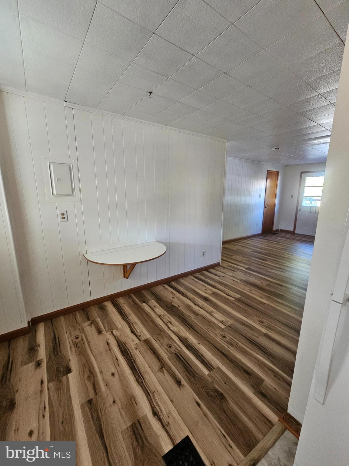 303 DELAWARE CIRCLE 4