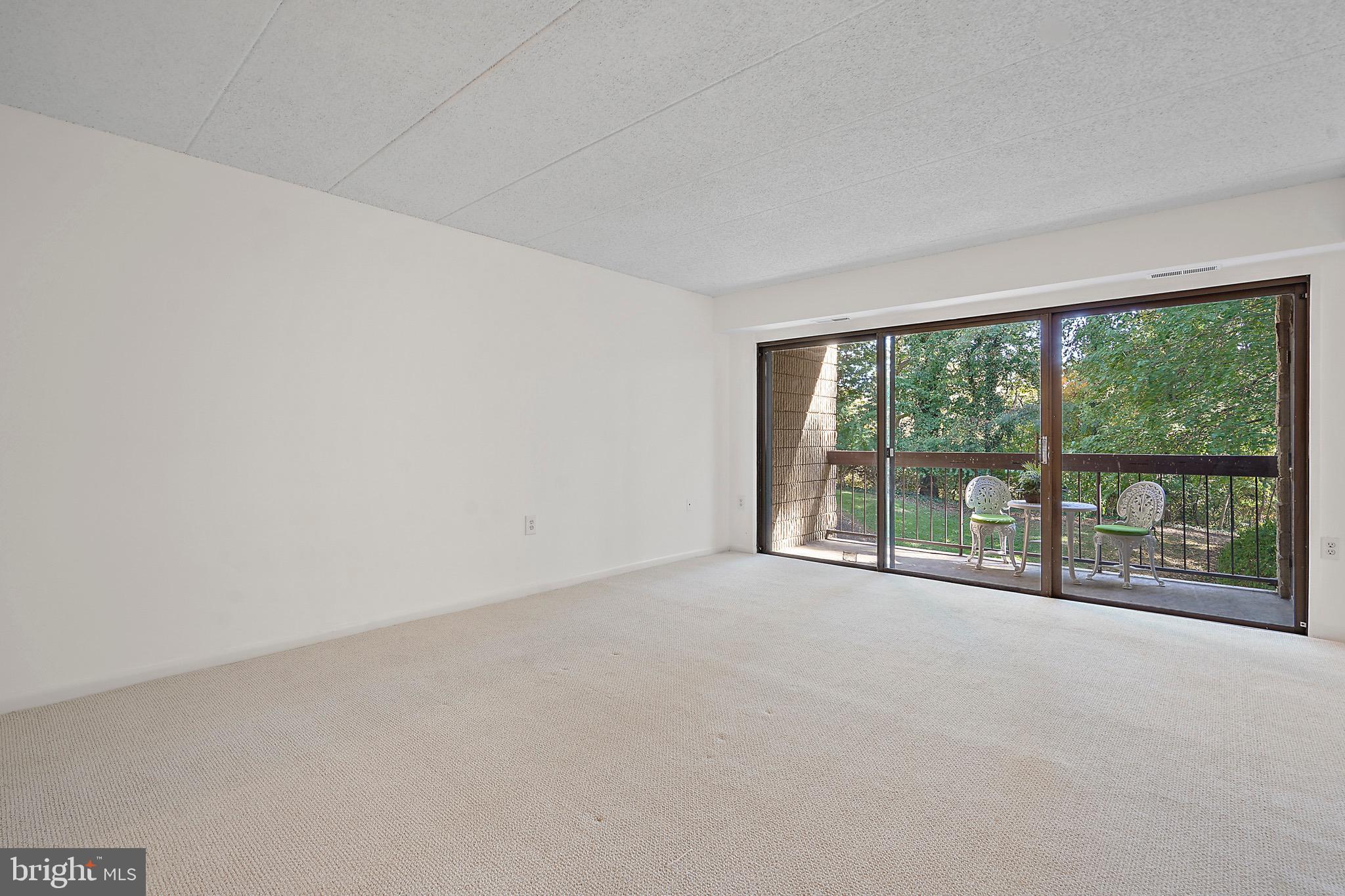 ALEXANDRIA OVERLOOK - Residential