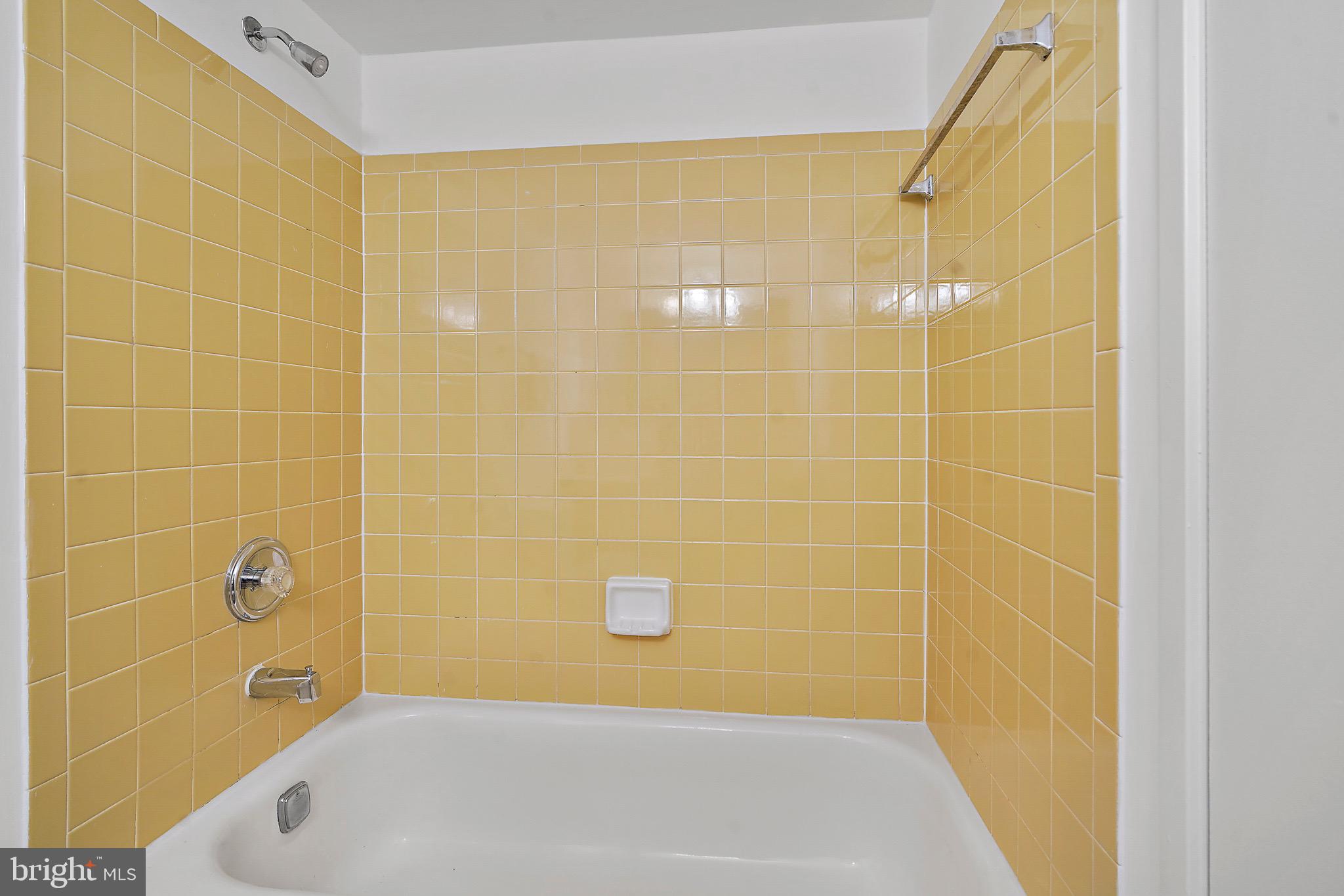 ALEXANDRIA OVERLOOK - Residential