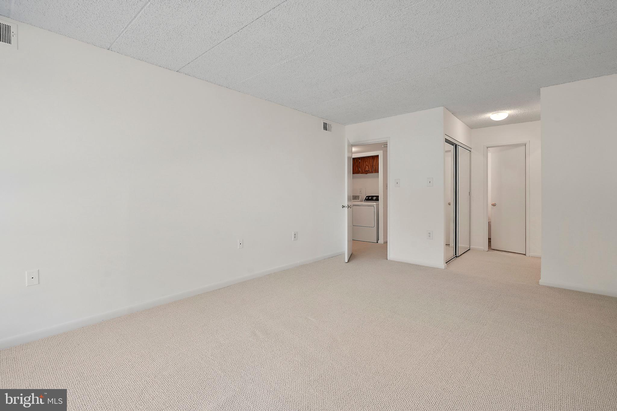 ALEXANDRIA OVERLOOK - Residential