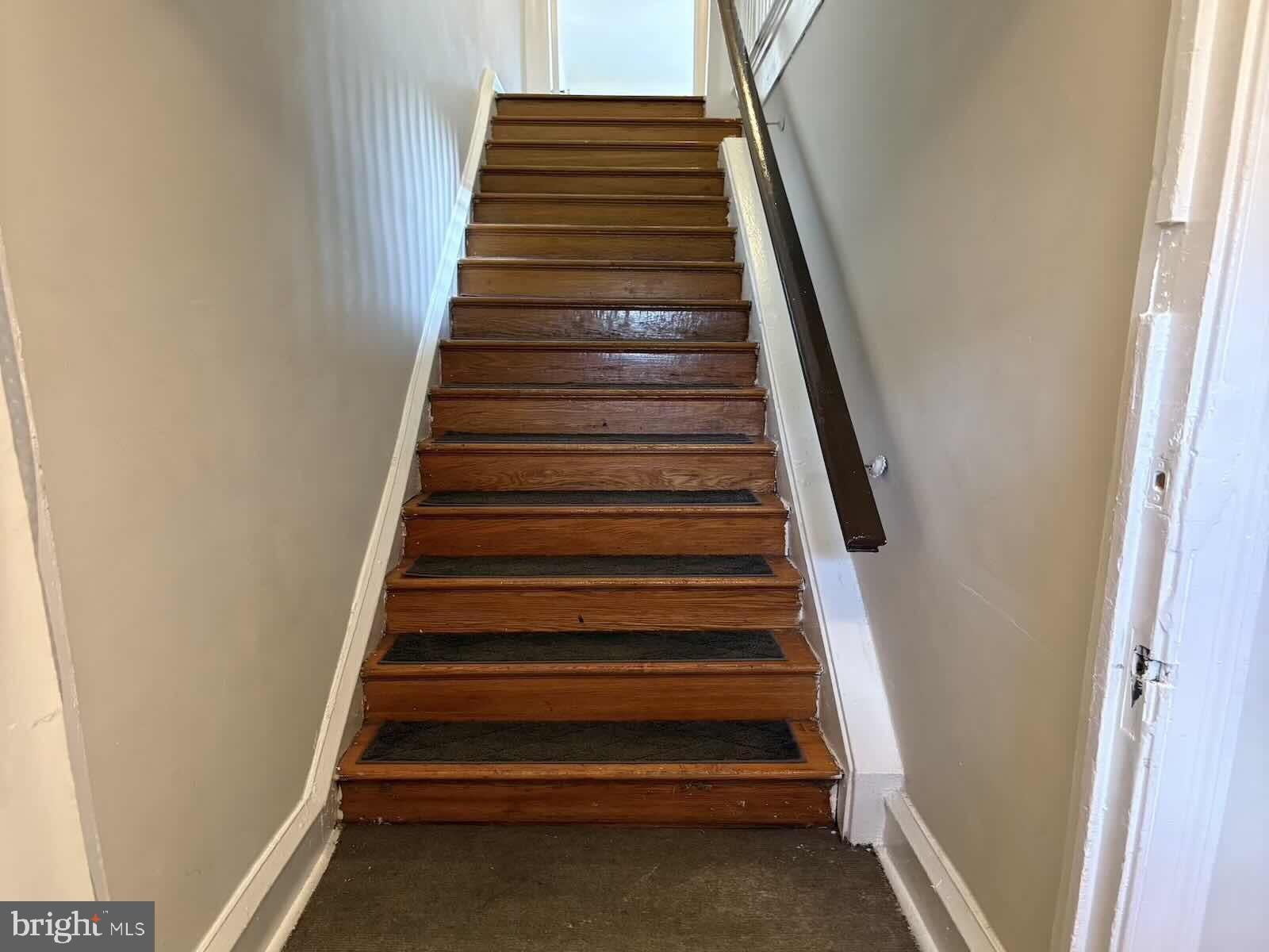 5450 DIAMOND STREET 2ND FLOOR
