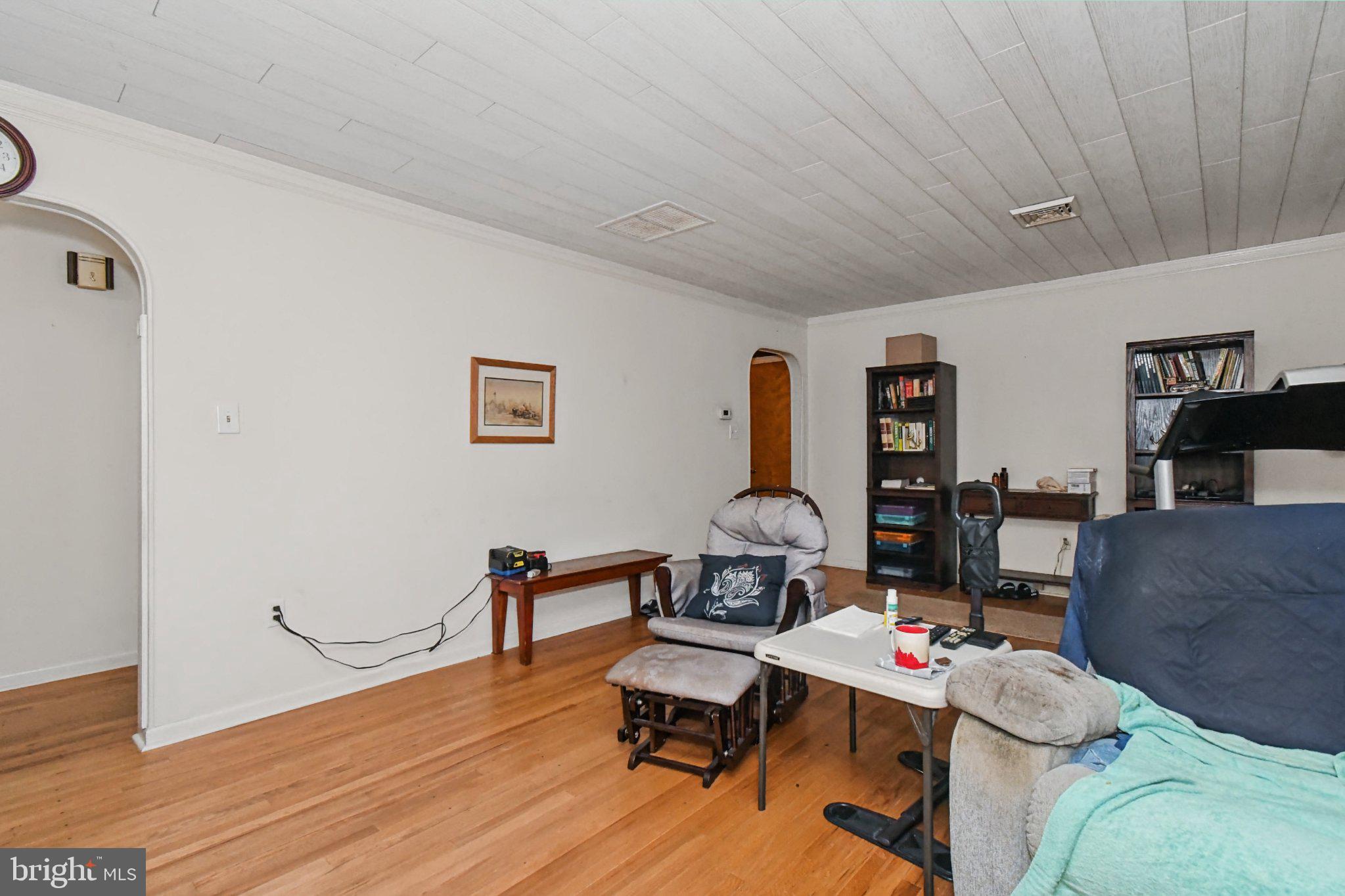 2105 SWAMP PIKE