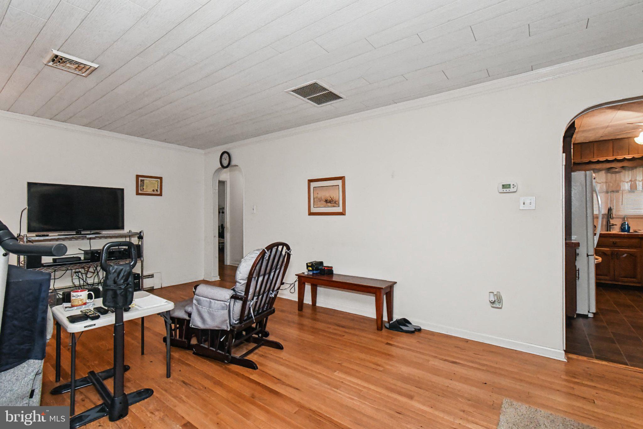 2105 SWAMP PIKE