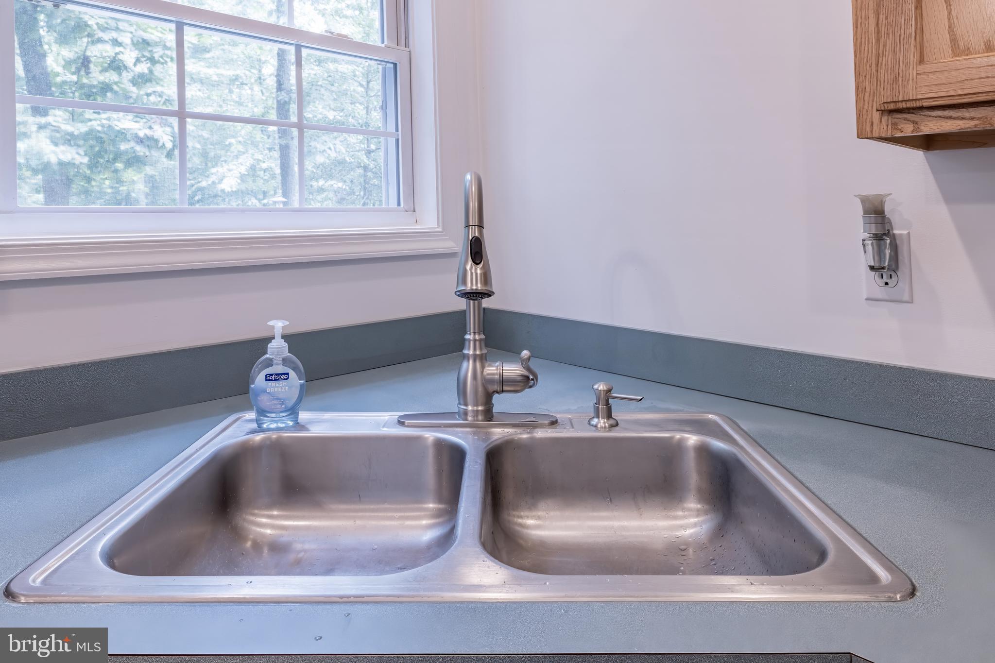 MAINBRACE - Residential