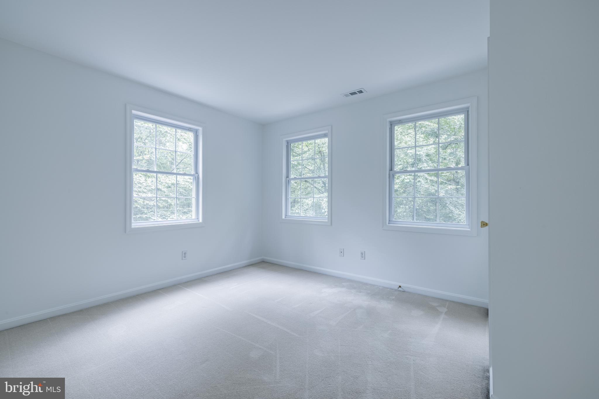 MAINBRACE - Residential